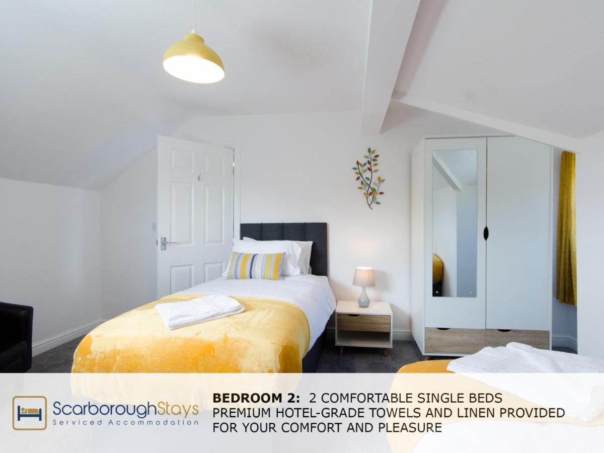 Candler Lodge - 3 Bedroom Townhouse With Parking - Patio Area & Seating Scarborough Exteriör bild