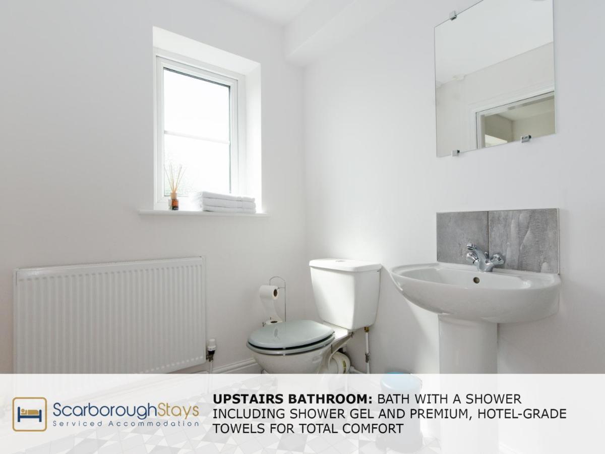 Candler Lodge - 3 Bedroom Townhouse With Parking - Patio Area & Seating Scarborough Exteriör bild